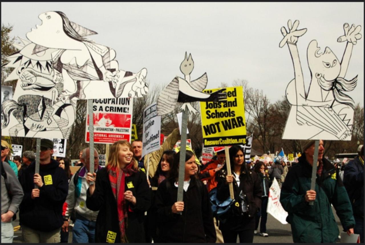 Amerykanie protestują przeciwko amerykańskiej polityce zagranicznej, 2009. Foto: C. Elle. Źródło: Flickr