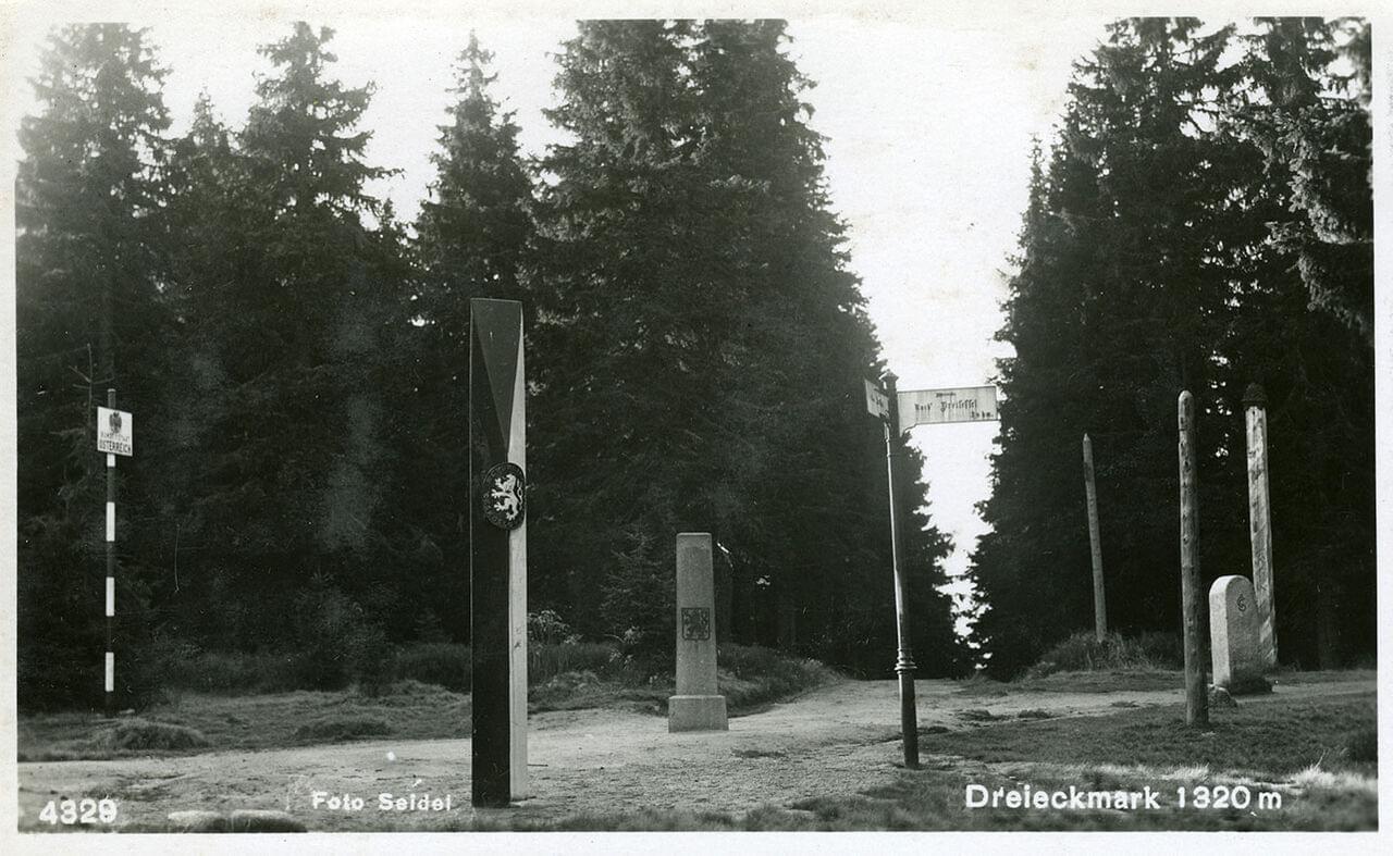 Lokalita Trojmezí (Dreieckmark) na Šumavě, 30. léta 20. století. Zdroj: Museum Fotoatelier Seidel Český Krumlov